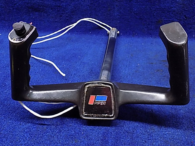 85292-07 Piper - Control Wheel-Pilot(1 Inch Shaft) W/PTT &amp; TRIM SWITCH
